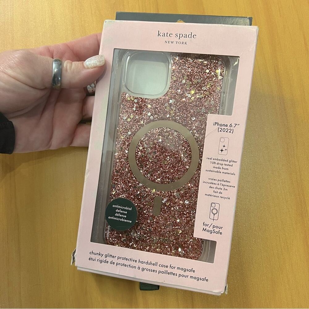 Kate Spade iPhone 6.7" (2022) Pink chunky glitter protective hardshell case